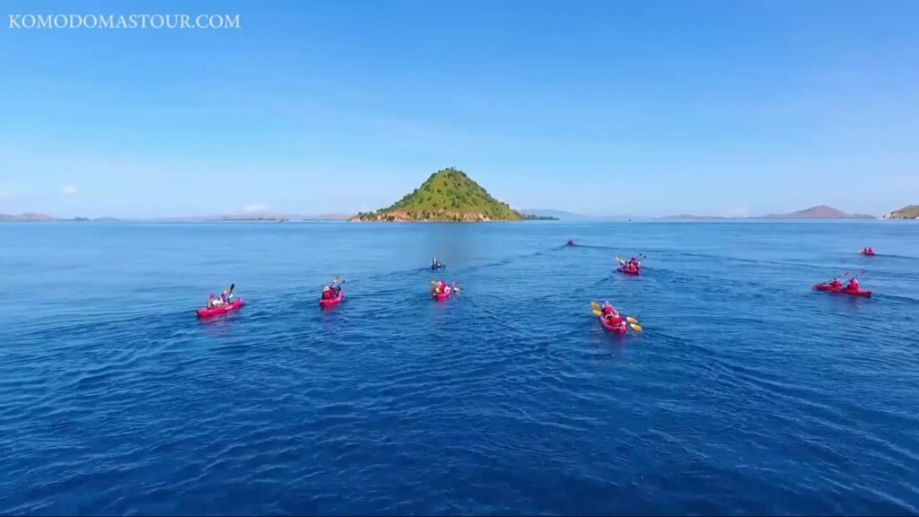 komodo kayaking
