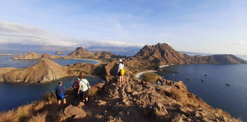 padar hill top